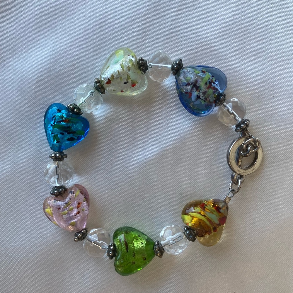 Glass heart bracelet